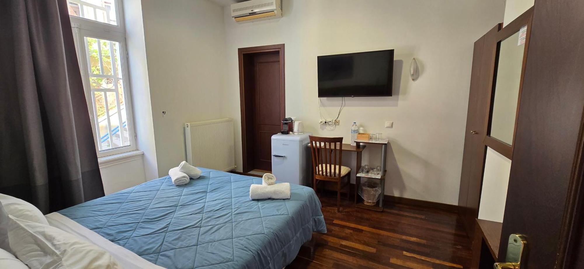 Poros Mood Hotel Poros Town Exterior photo